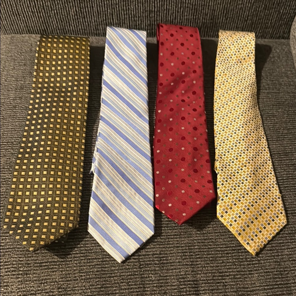 Apt. 9 Gold and Blue Ties Collection